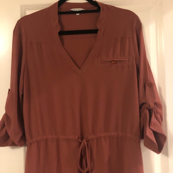 Two Wilfred tie waist tunics from Aritzia - size medium - Picture 3 of 5